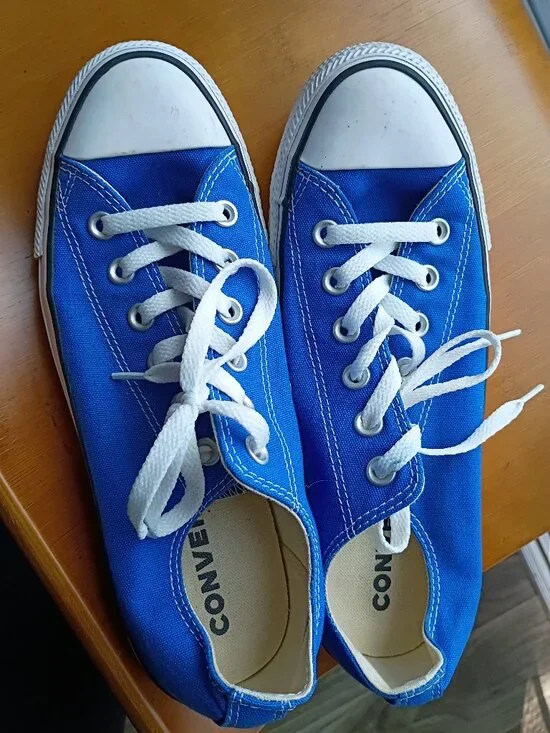 Blue Converse Chuck Taylors *Like New - Picture 5 of 5